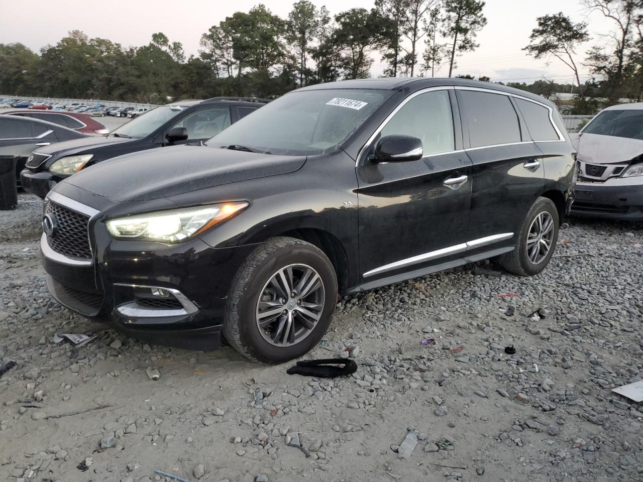 VIN 5N1DL0MN0KC508609 2019 INFINITI QX60 no.1