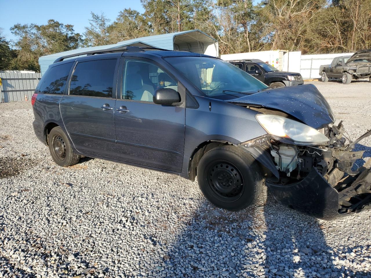 2009 Toyota Sienna - Image 4