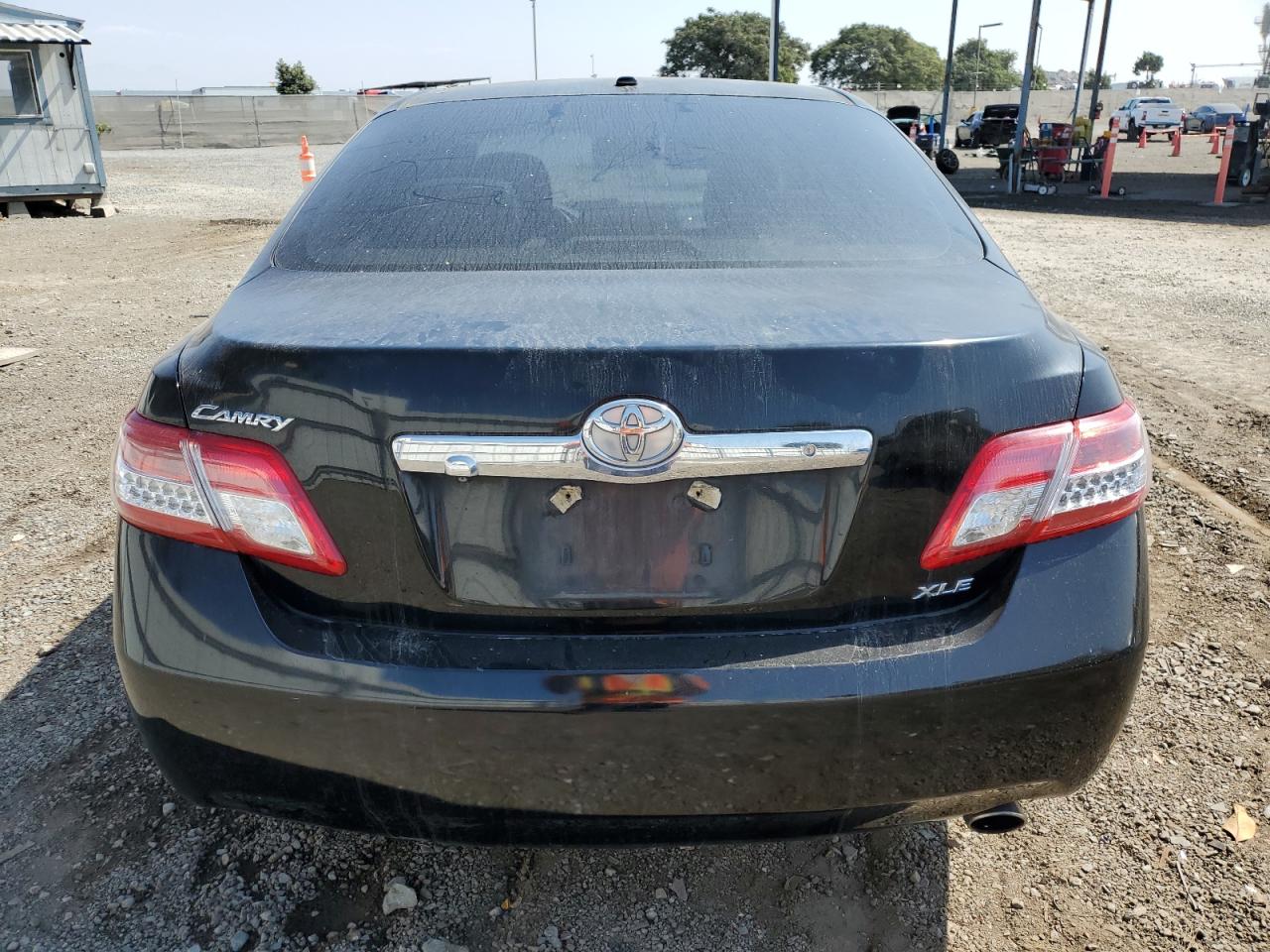 4T4BF3EK4BR133733 2011 Toyota Camry Base