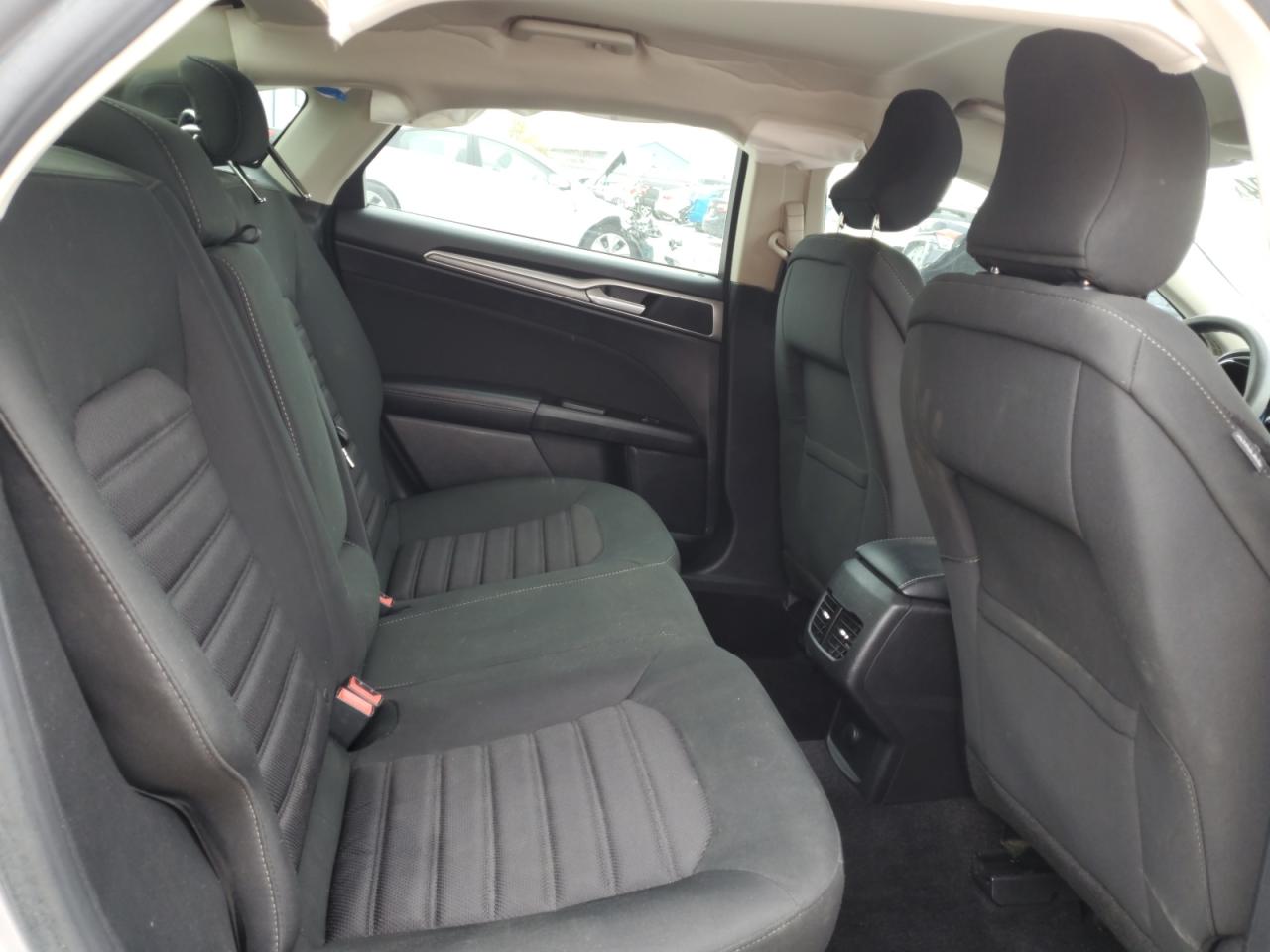 2017 Ford Fusion - Image 10