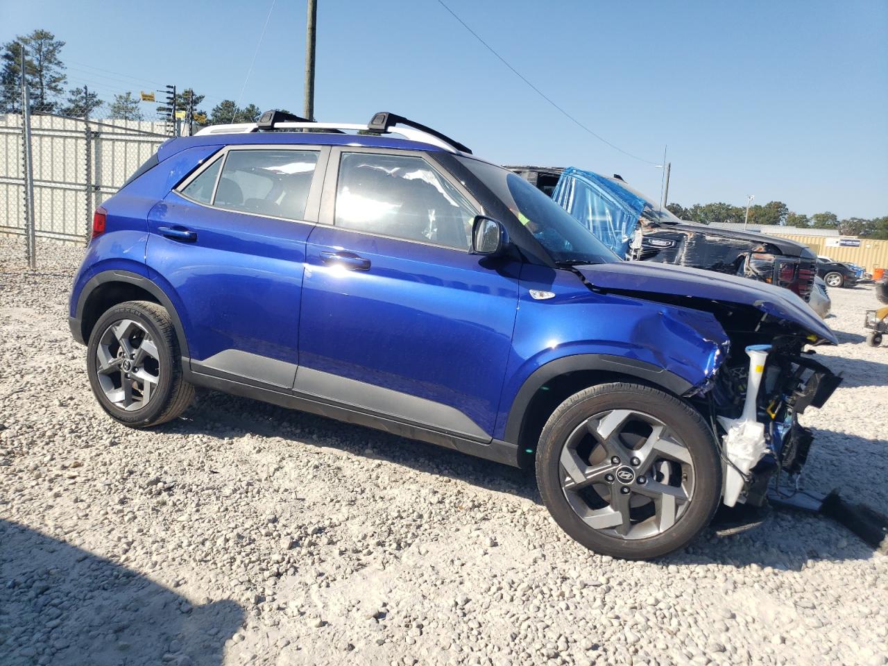 2023 Hyundai Venue - Image 4