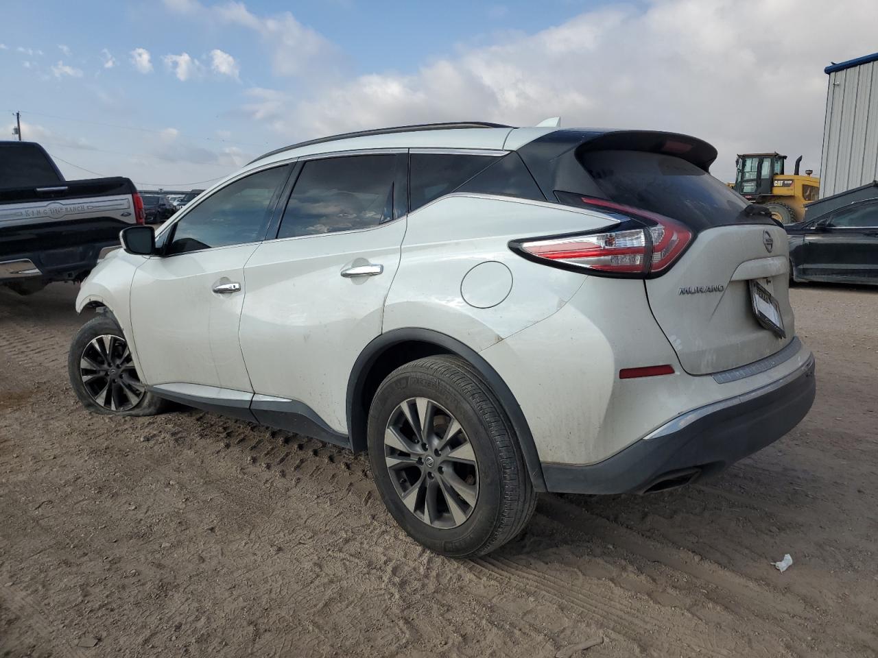 2017 Nissan Murano - Image 2