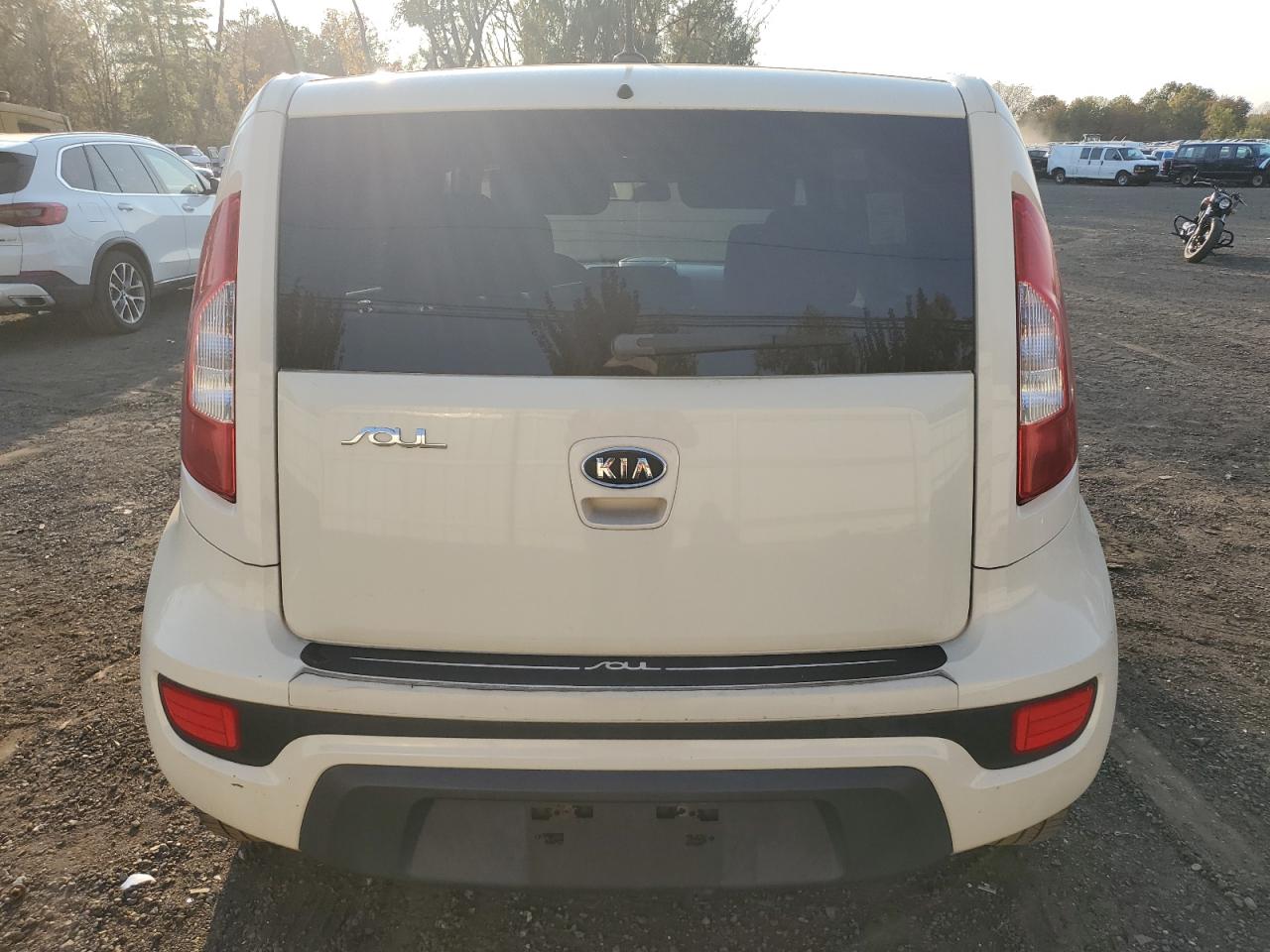 2012 Kia Soul VIN: KNDJT2A50C7461289 Lot: 75342634