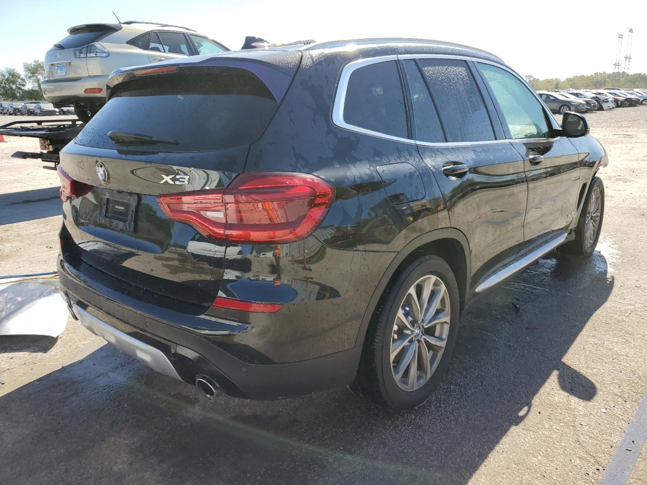 VIN 5UXTR9C57JLD58101 2018 BMW X3 no.3