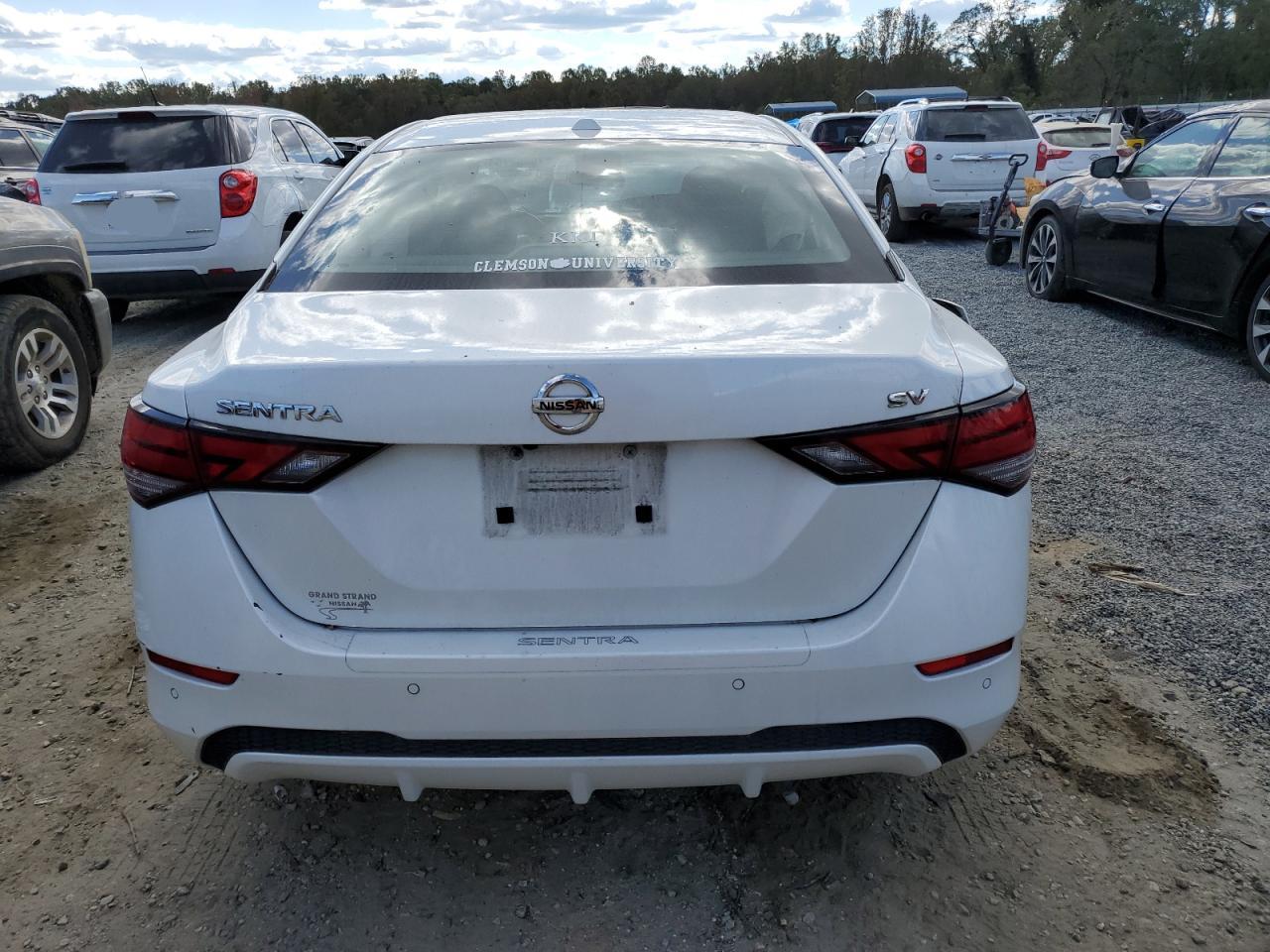 2021 Nissan Sentra - Image 6