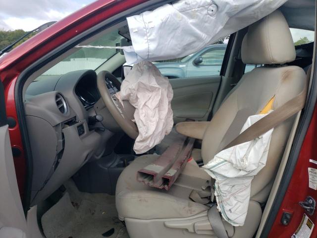 Sedans NISSAN VERSA 2016 Red