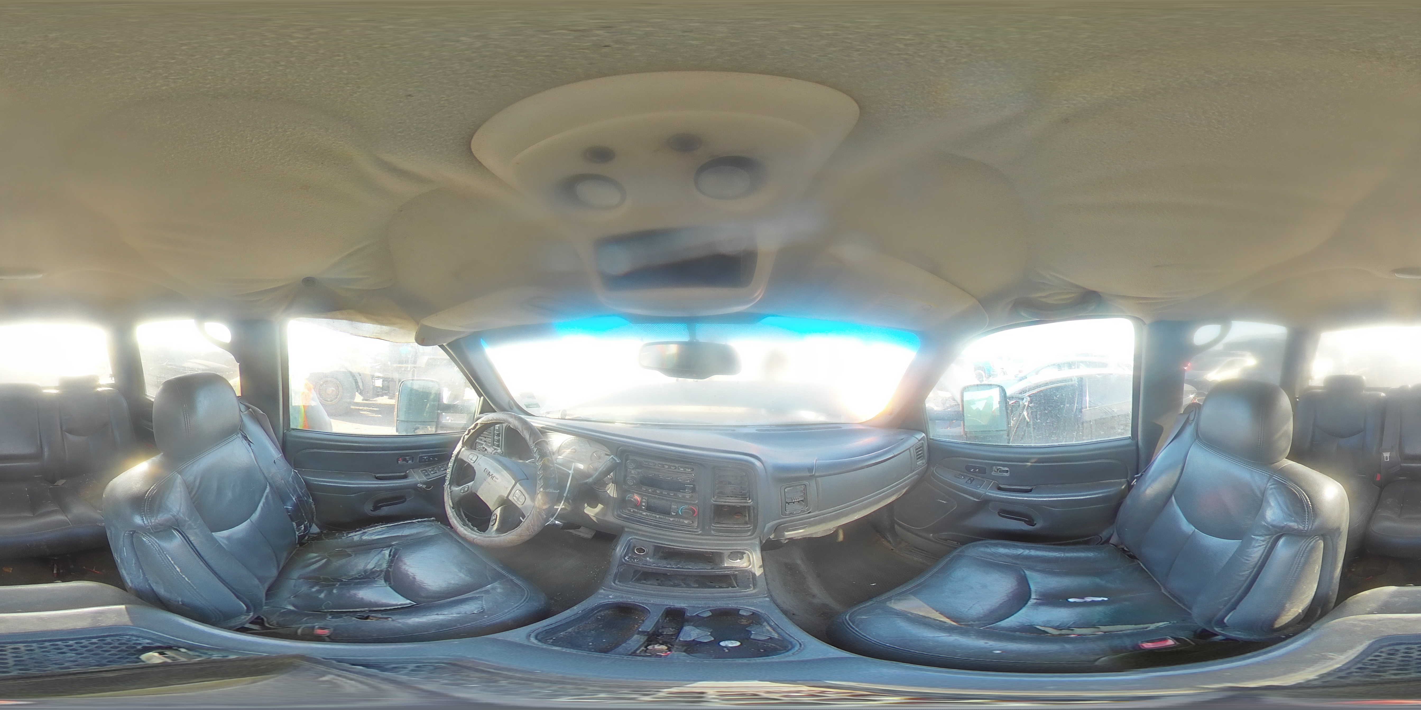 2004 GMC Sierra - Image 13