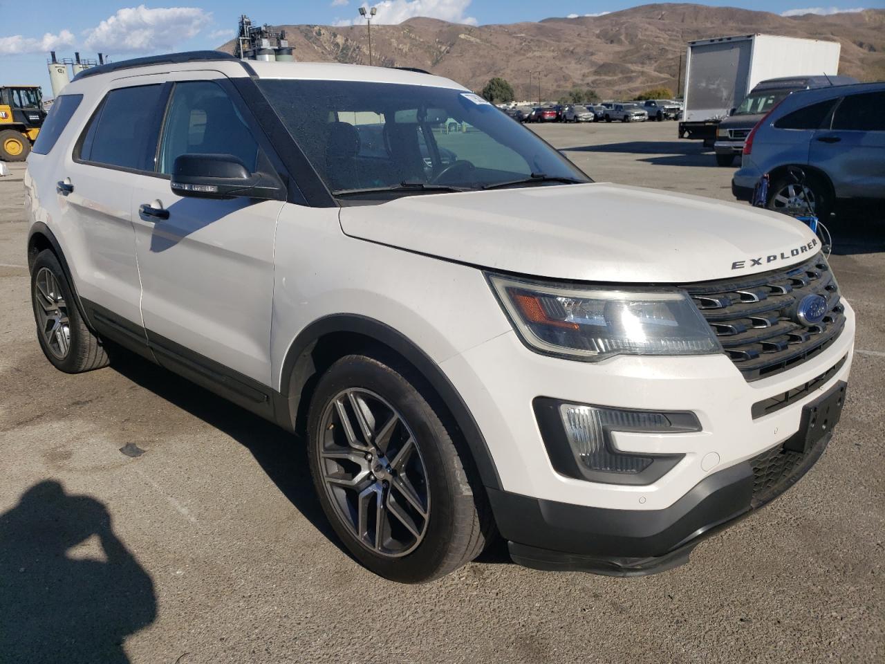 VIN 1FM5K8GT4GGA62271 2016 FORD EXPLORER no.4