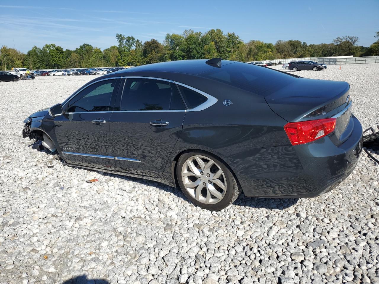 2018 Chevrolet Impala - Image 2