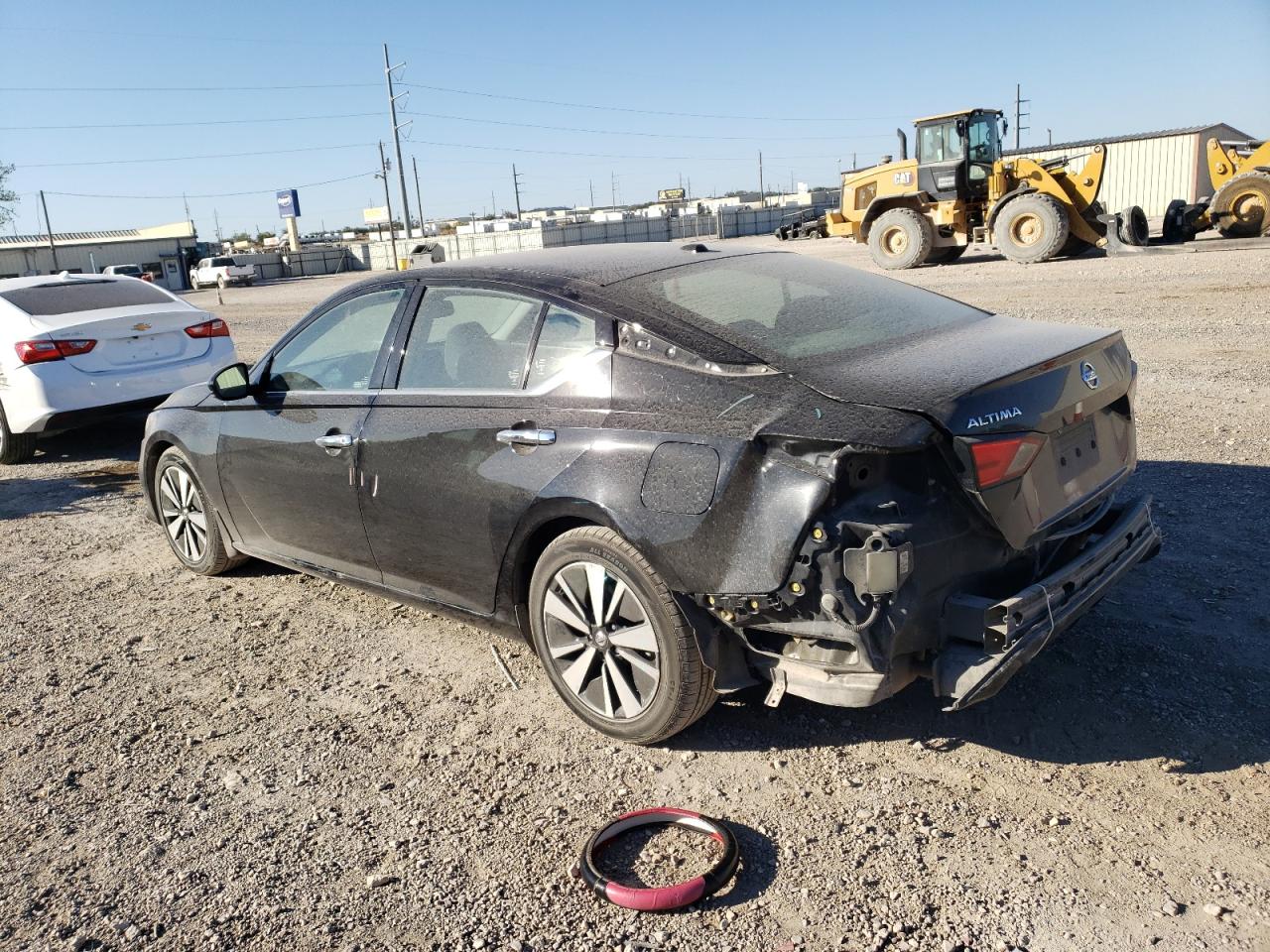 2019 Nissan Altima - Image 2