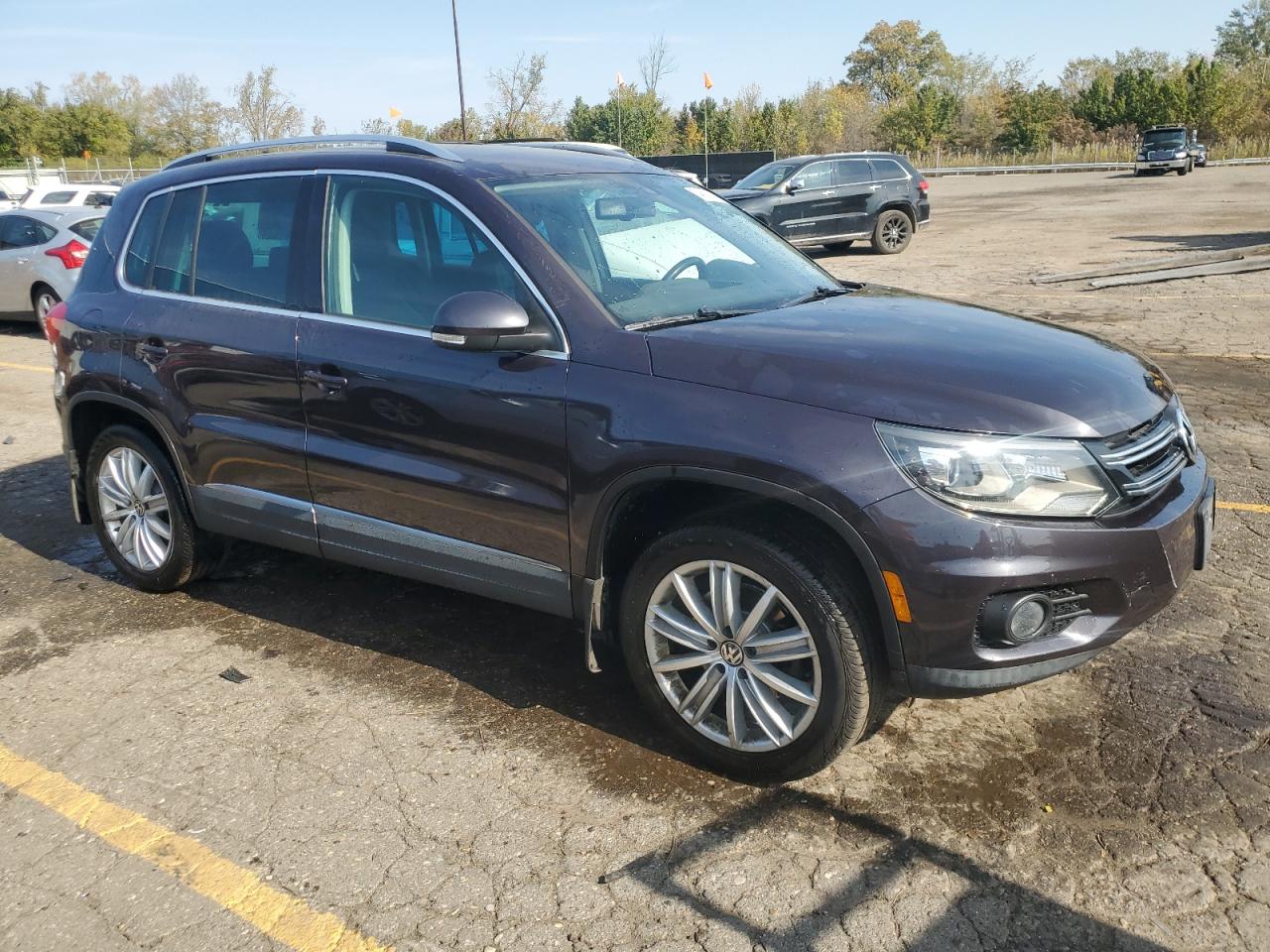 2016 Volkswagen Tiguan - Image 4
