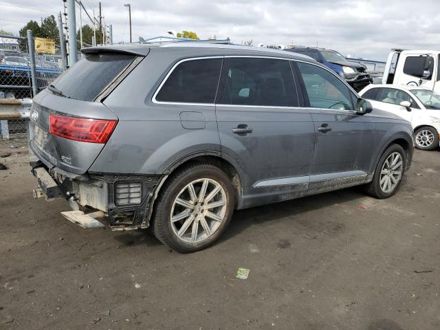 Паркетники AUDI Q7 2017 Серый