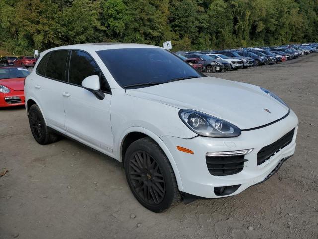Паркетники PORSCHE CAYENNE 2017 Белый