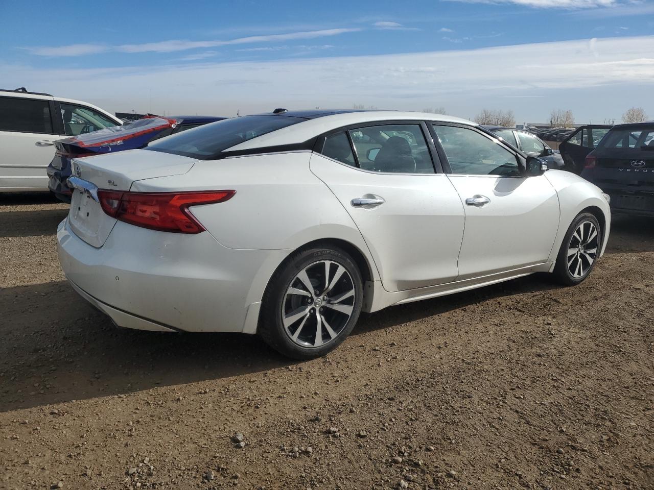 2018 Nissan Maxima - Image 3