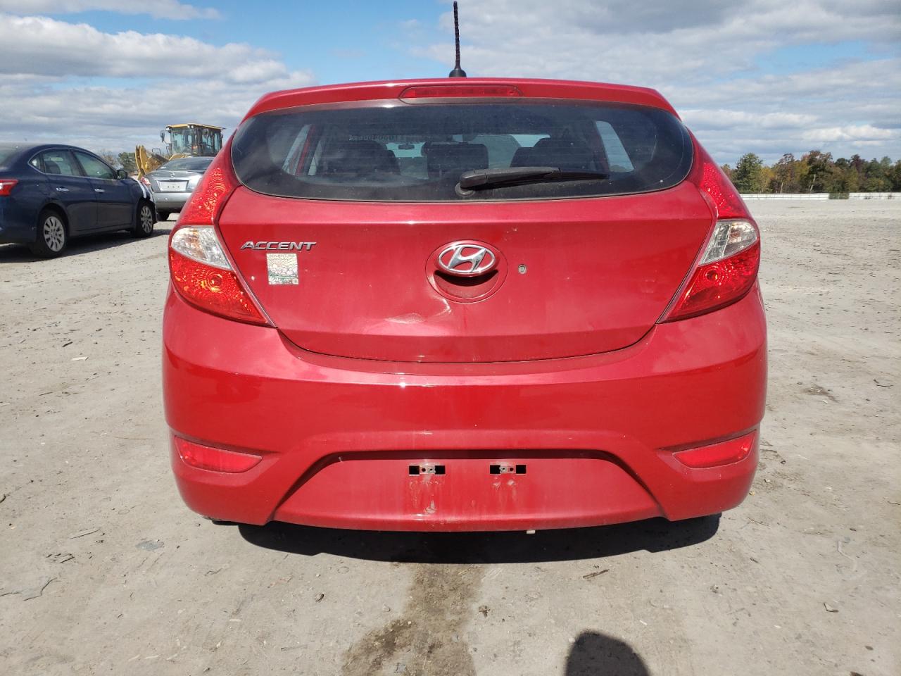 KMHCT5AE7FU220664 2015 Hyundai Accent Gs