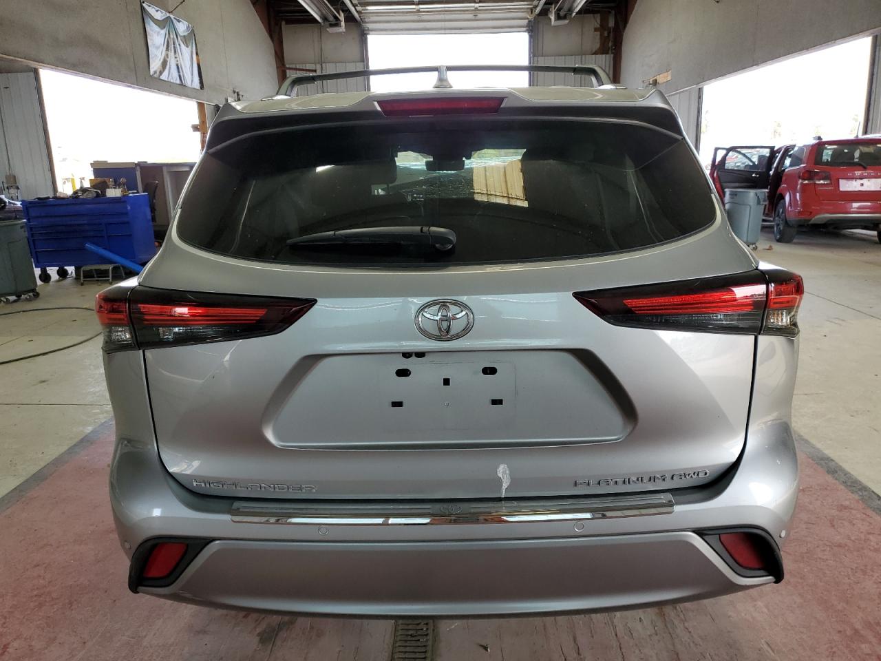 2024 Toyota Highlander Le VIN: 5TDKDRBH7RS543831 Lot: 77057774