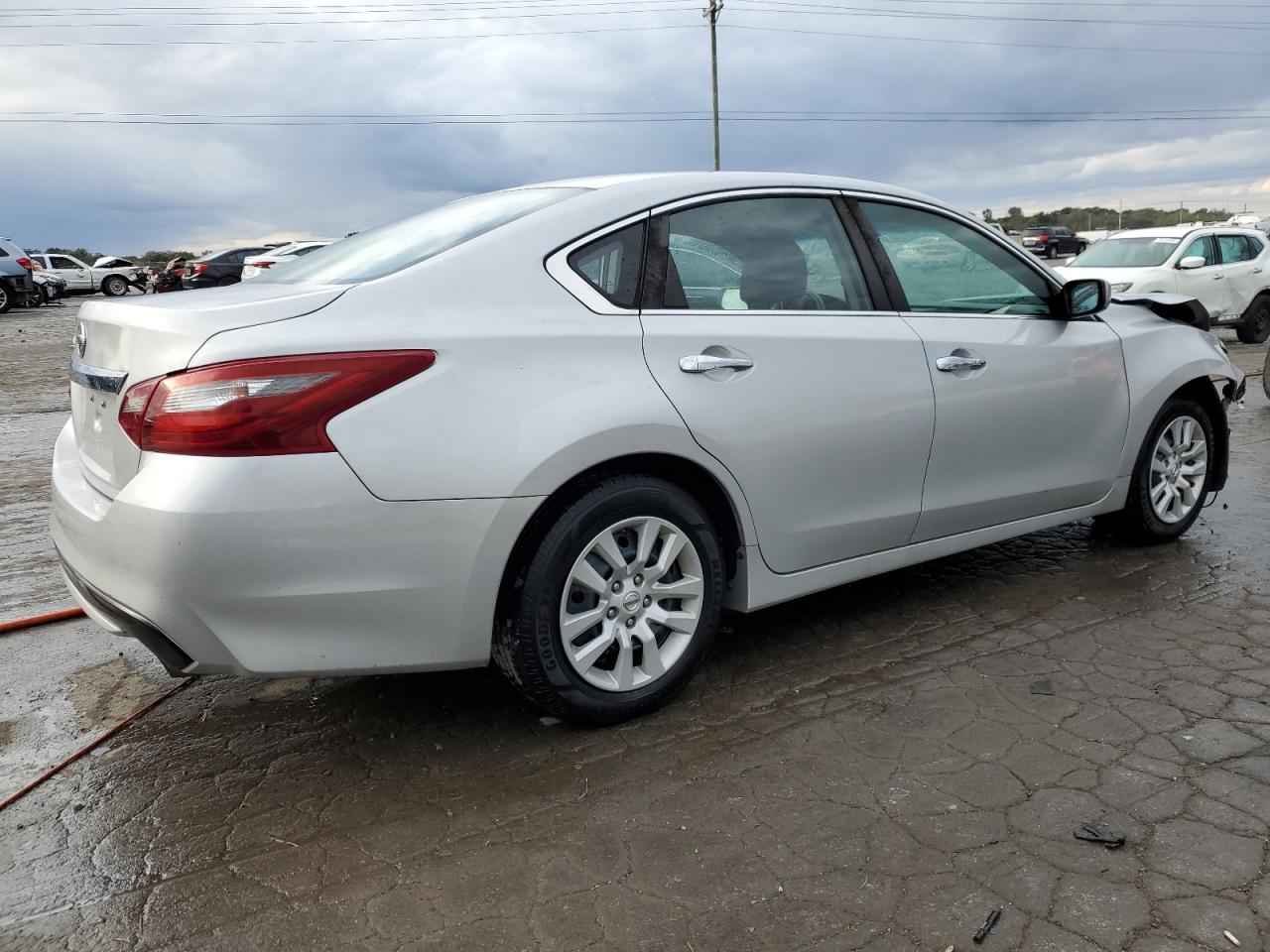 2018 Nissan Altima - Image 3