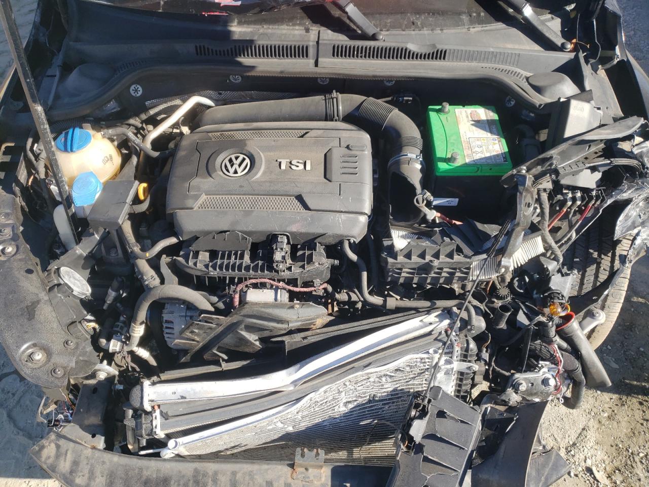 2016 Volkswagen Jetta - Image 13