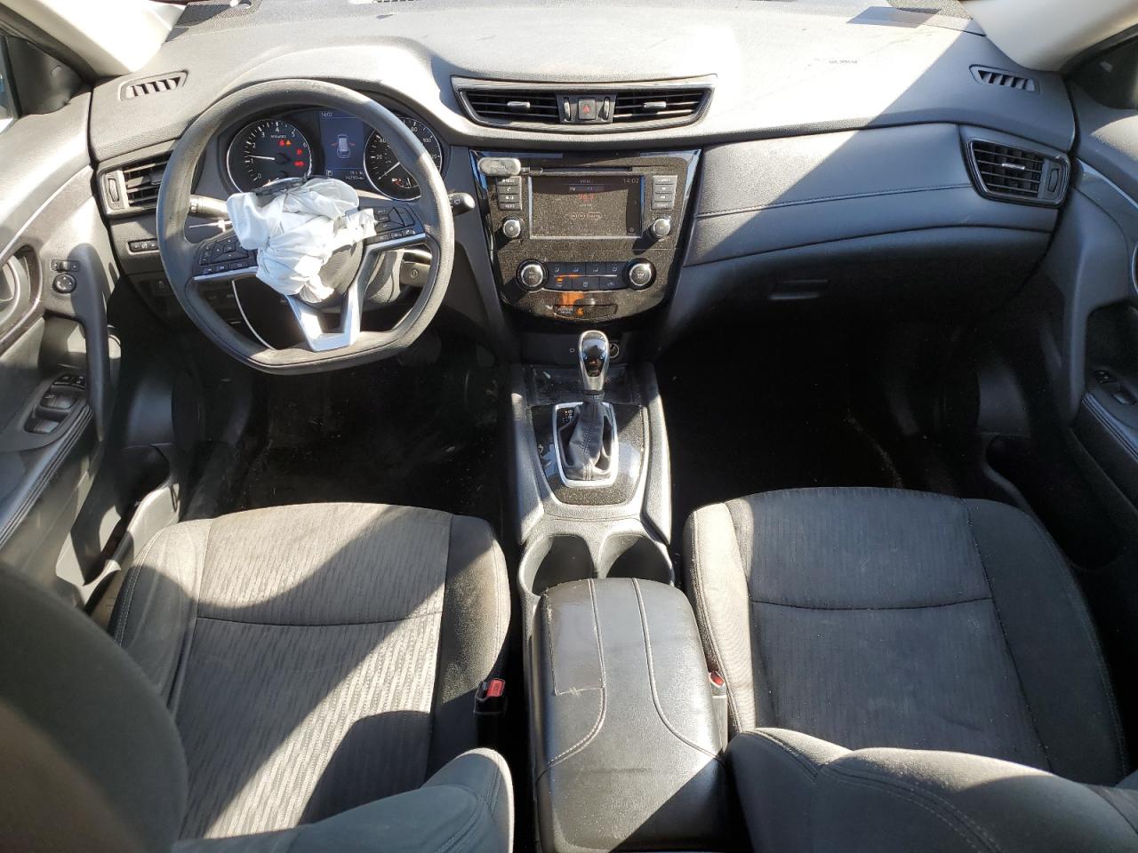 2020 Nissan Rogue - Image 8
