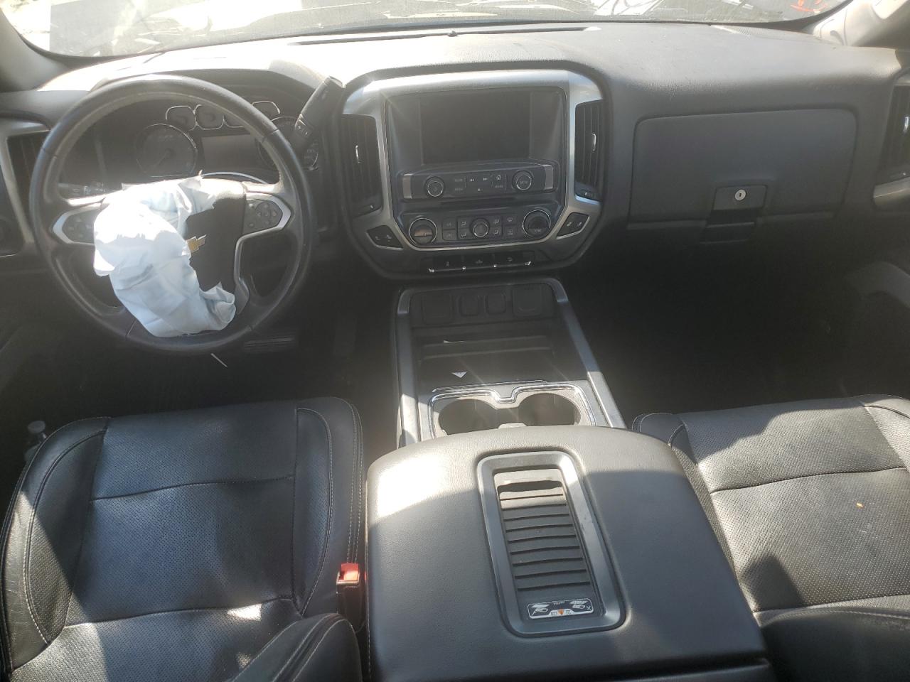 2017 Chevrolet Silverado - Image 8