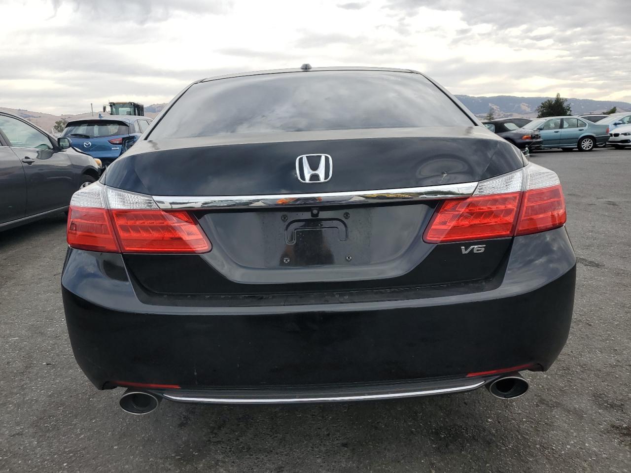 1HGCR3F87EA010934 2014 Honda Accord Exl