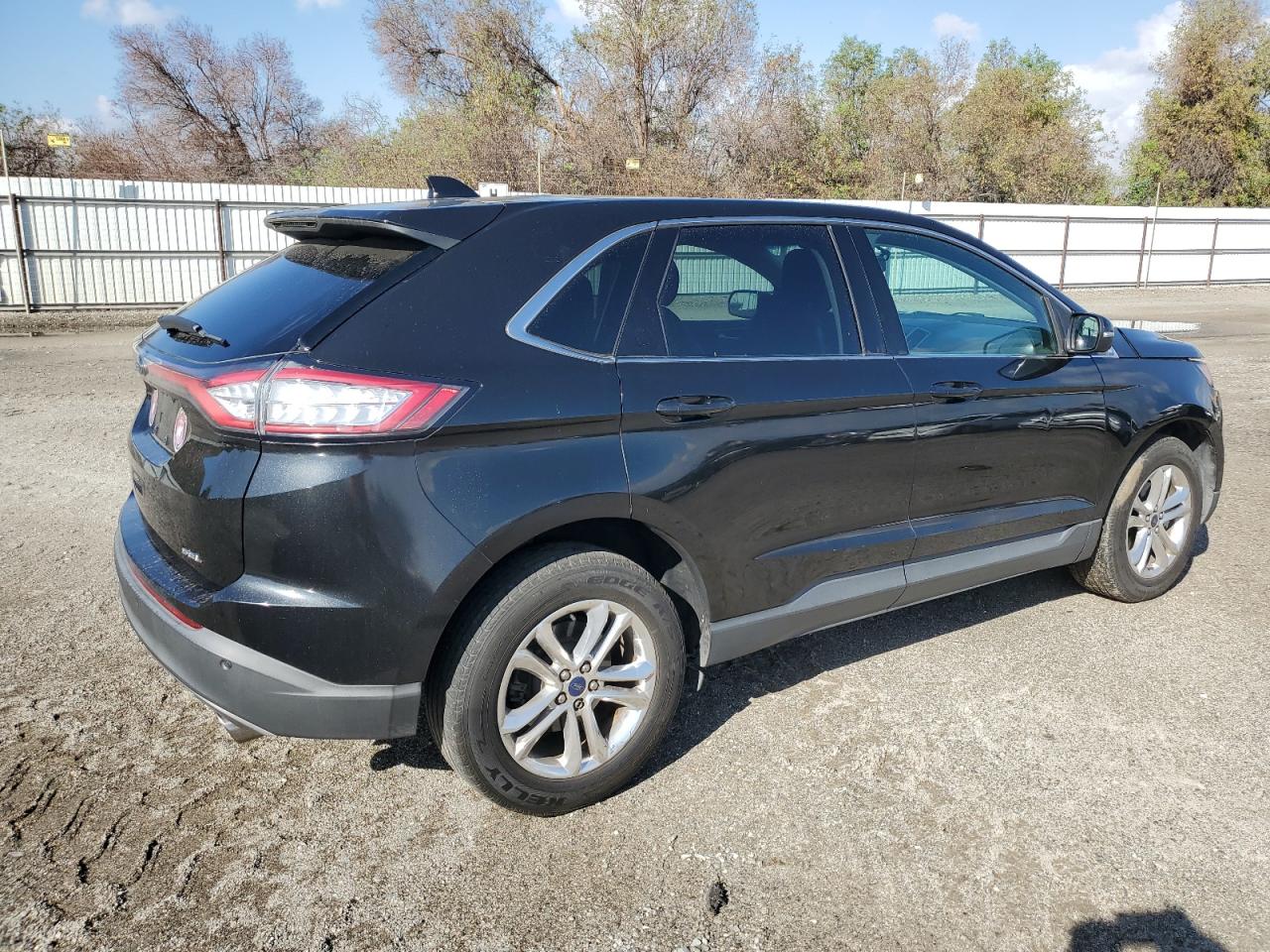 2015 Ford Edge - Image 3