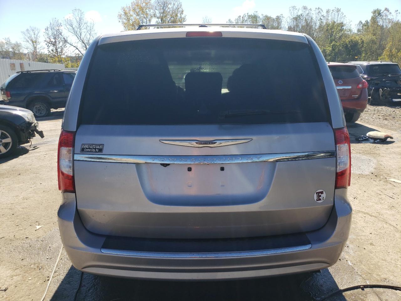 2015 Chrysler Town & Country Touring VIN: 2C4RC1BG7FR553273 Lot: 76482784