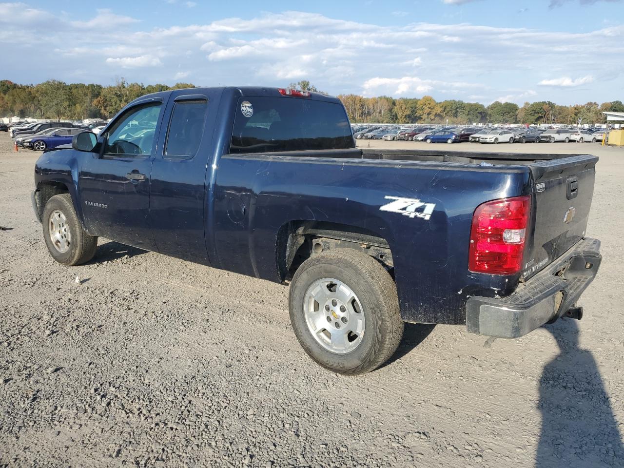 2012 Chevrolet Silverado - Image 2