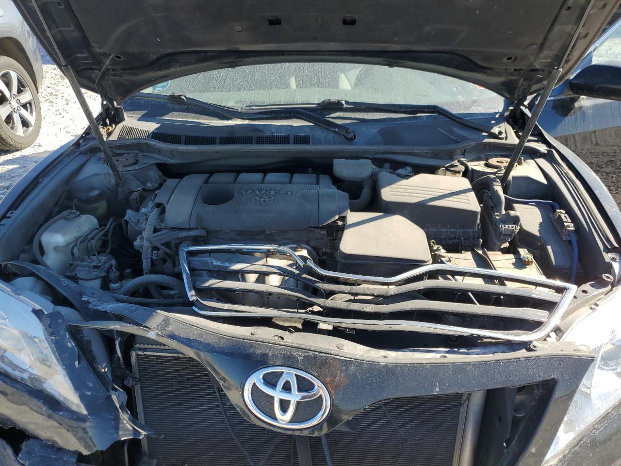 2011 Toyota Camry - Image 11