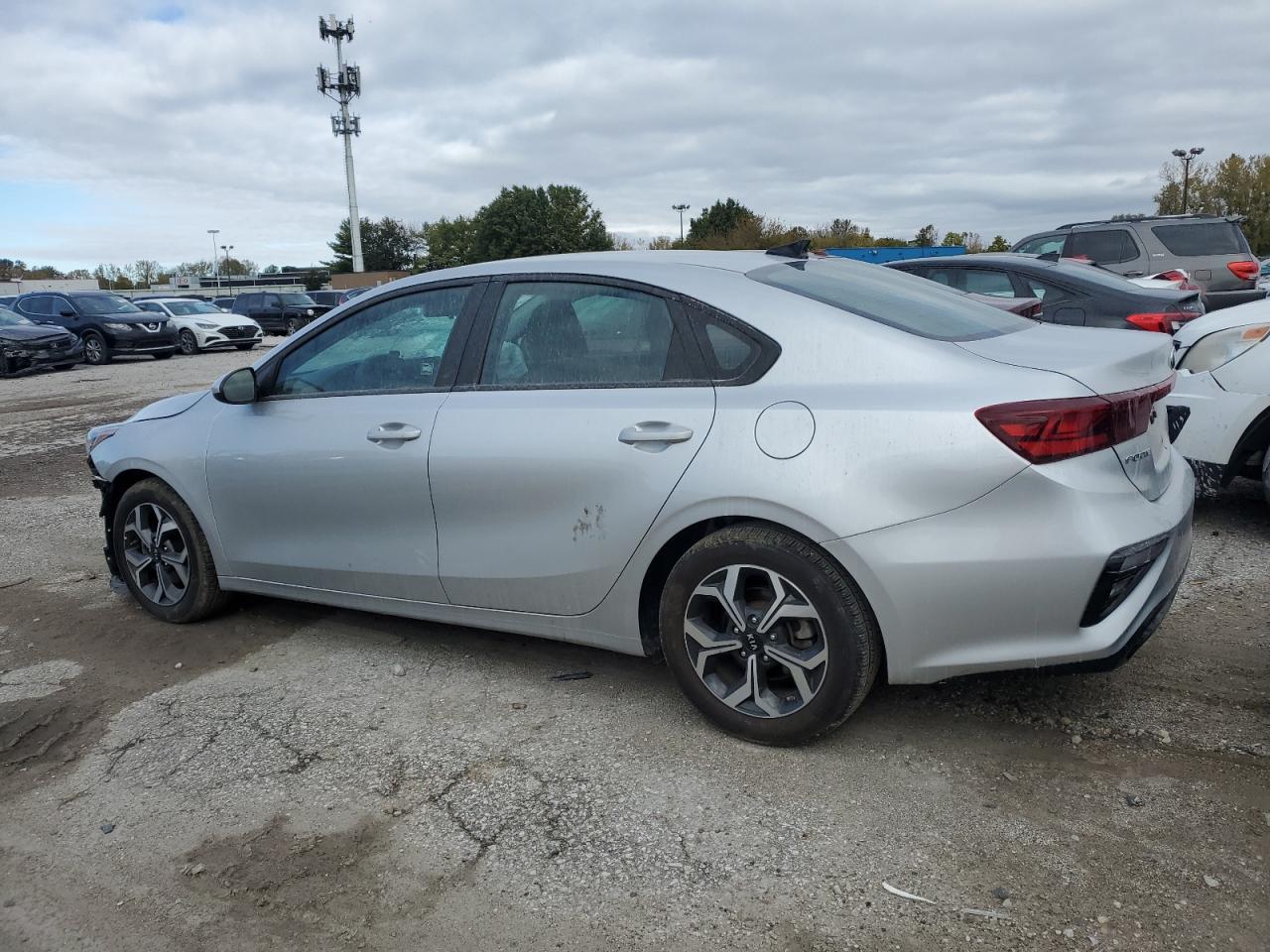2020 Kia Forte - Image 2