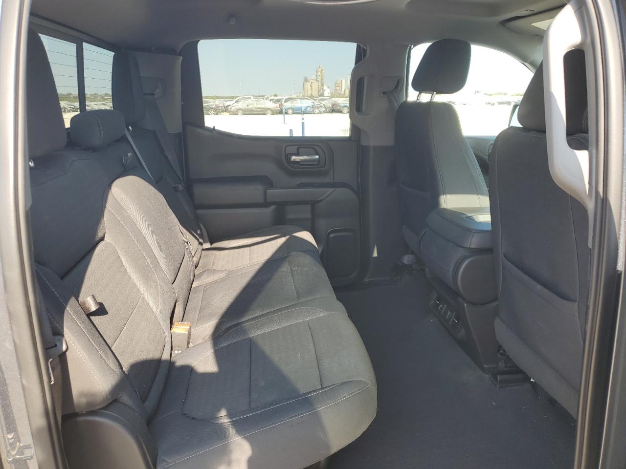 2019 Chevrolet Silverado - Image 10