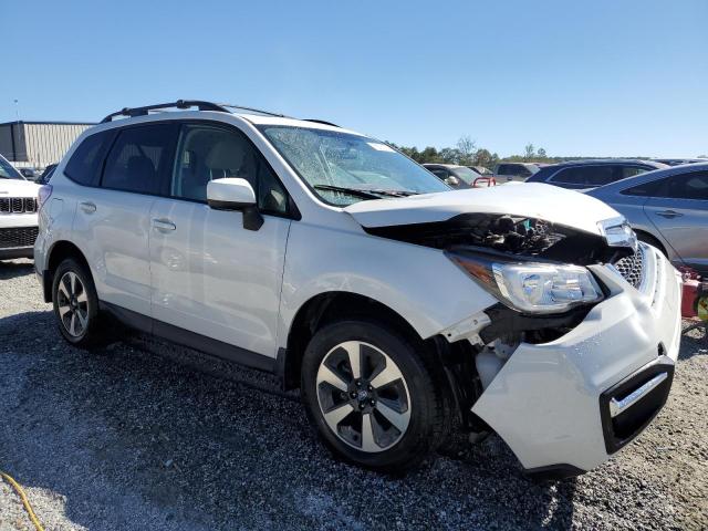  SUBARU FORESTER 2018 Белый