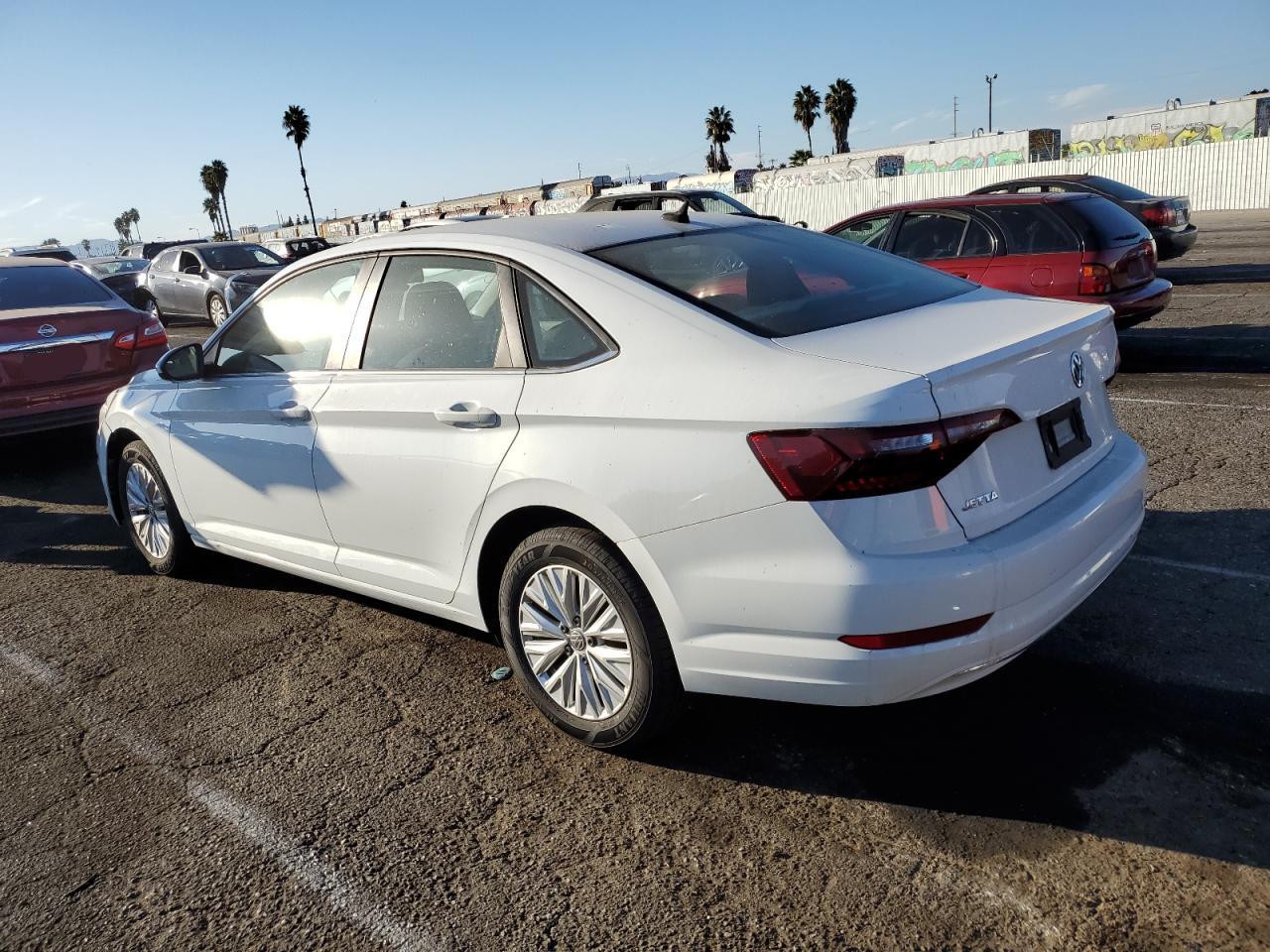 2020 Volkswagen Jetta - Image 2