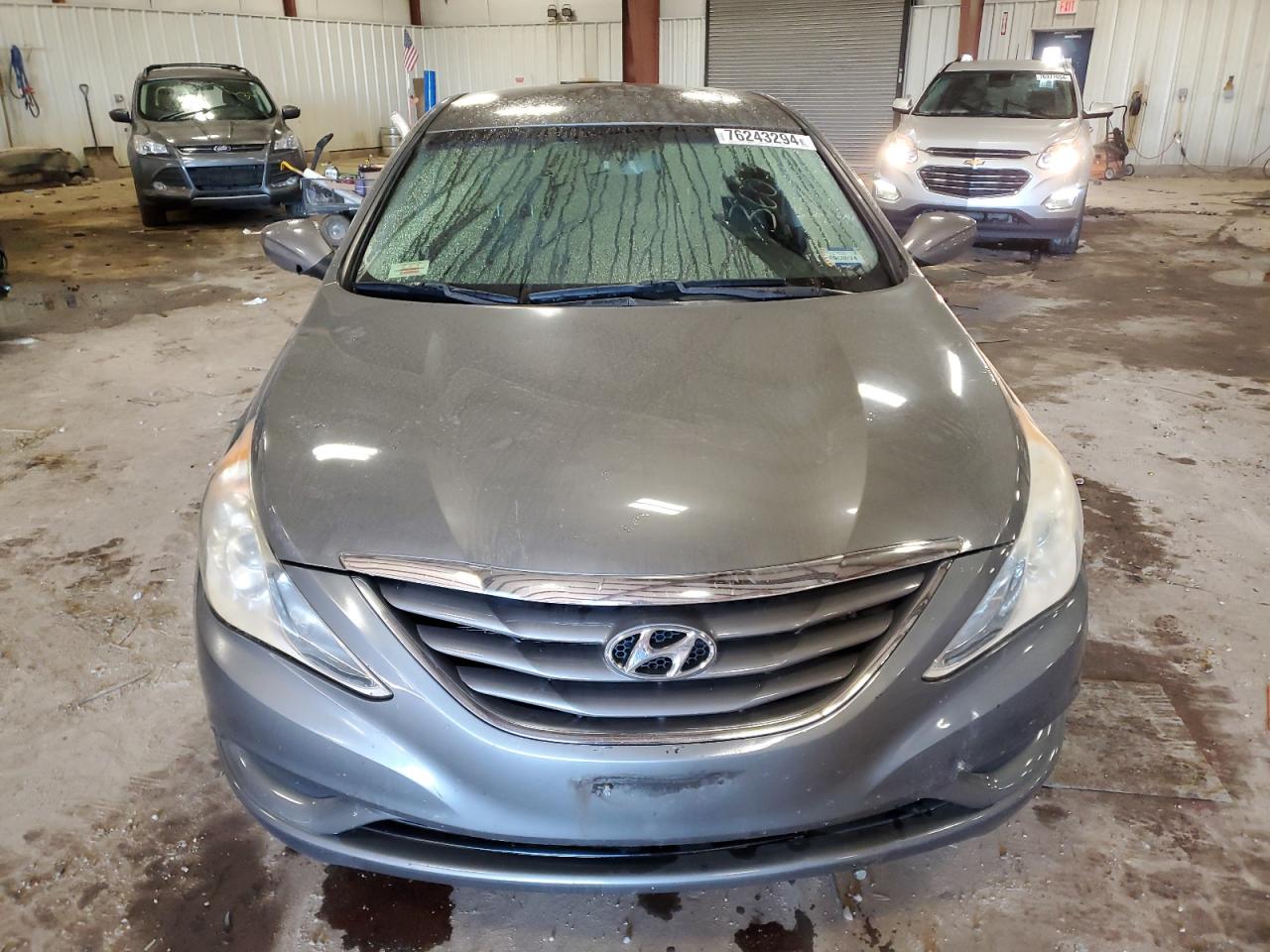 2012 Hyundai Sonata - Image 5