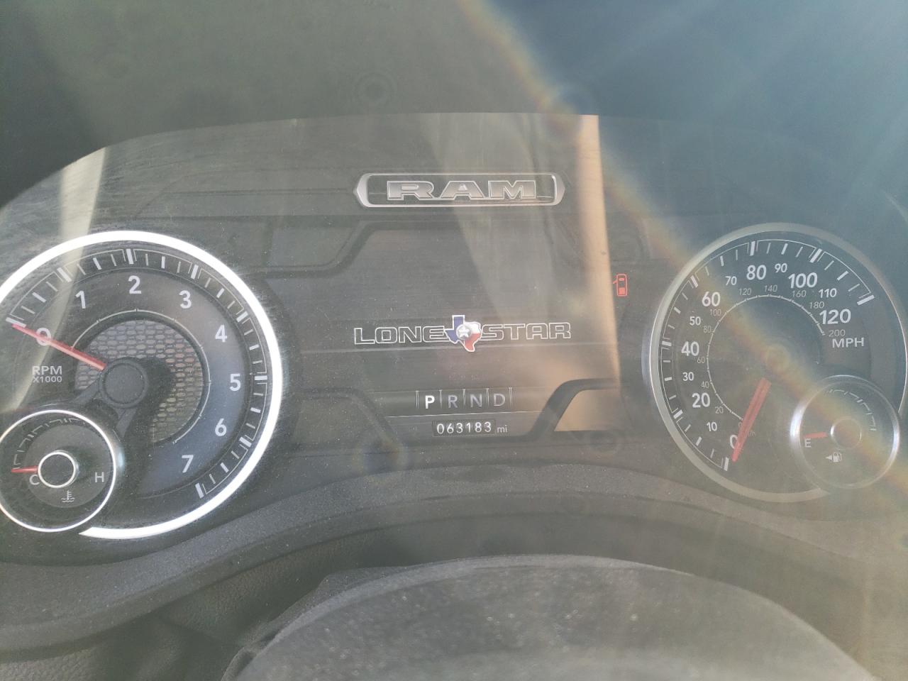 2019 RAM 1500 - Image 9