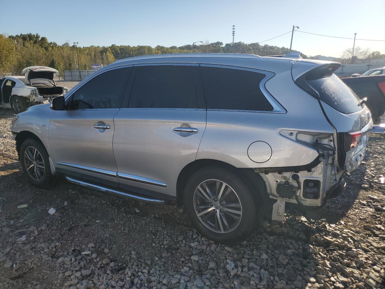 VIN 5N1DL0MM9HC509077 2017 INFINITI QX60 no.2