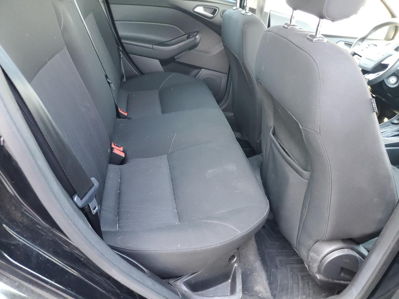 2018 Ford Focus - Image 10