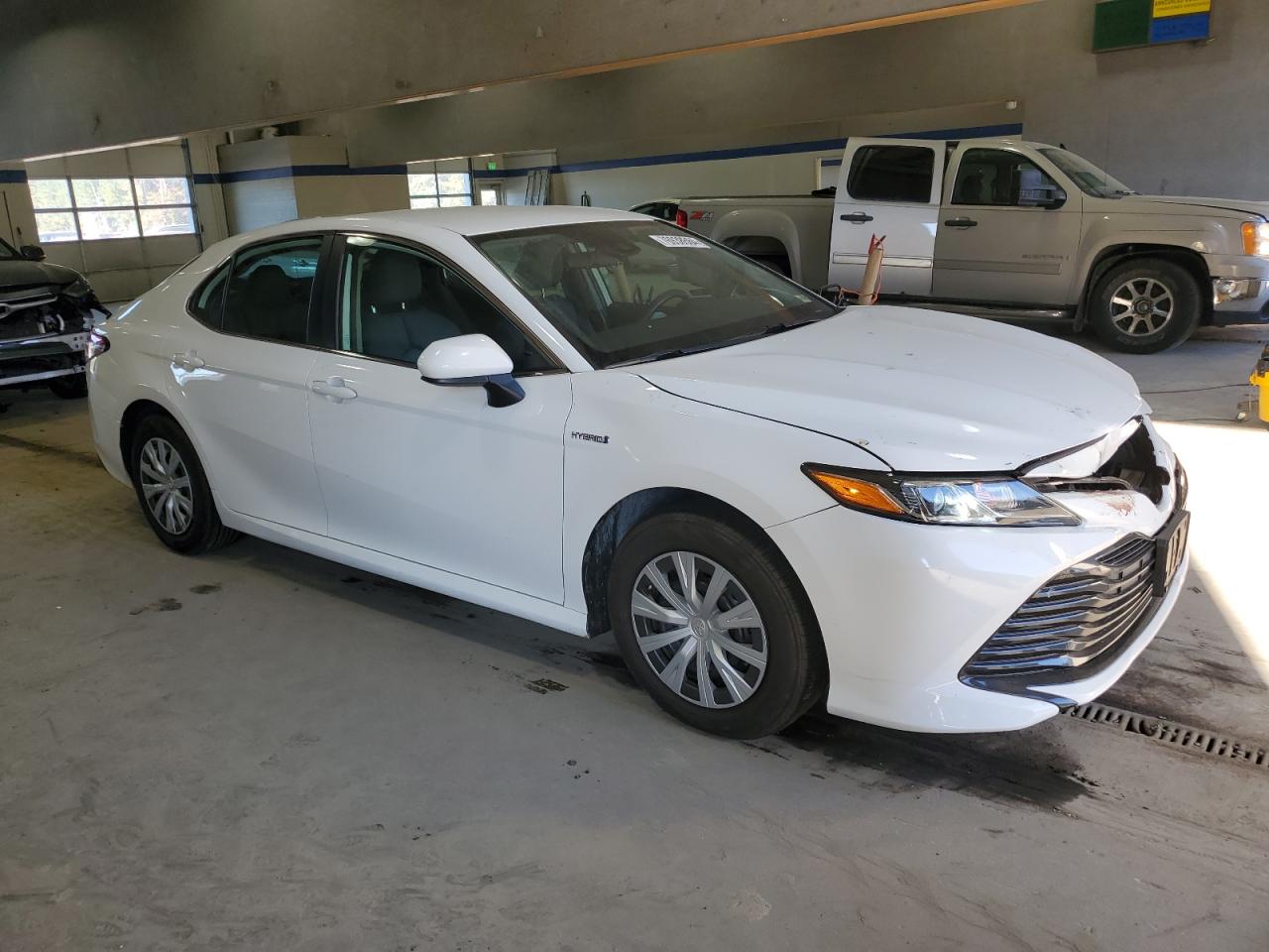 2020 Toyota Camry - Image 4