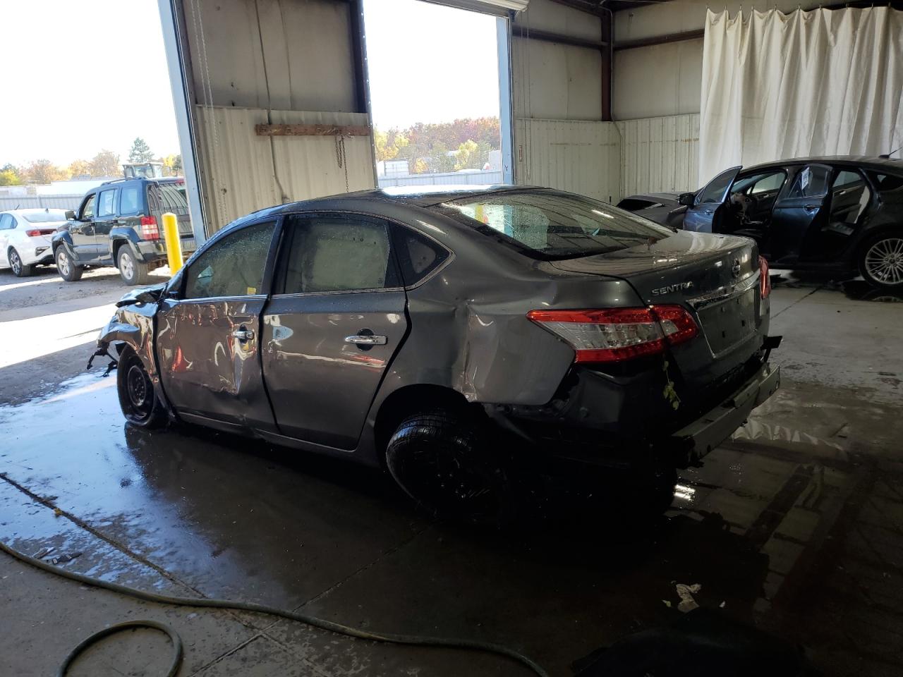 2015 Nissan Sentra - Image 2