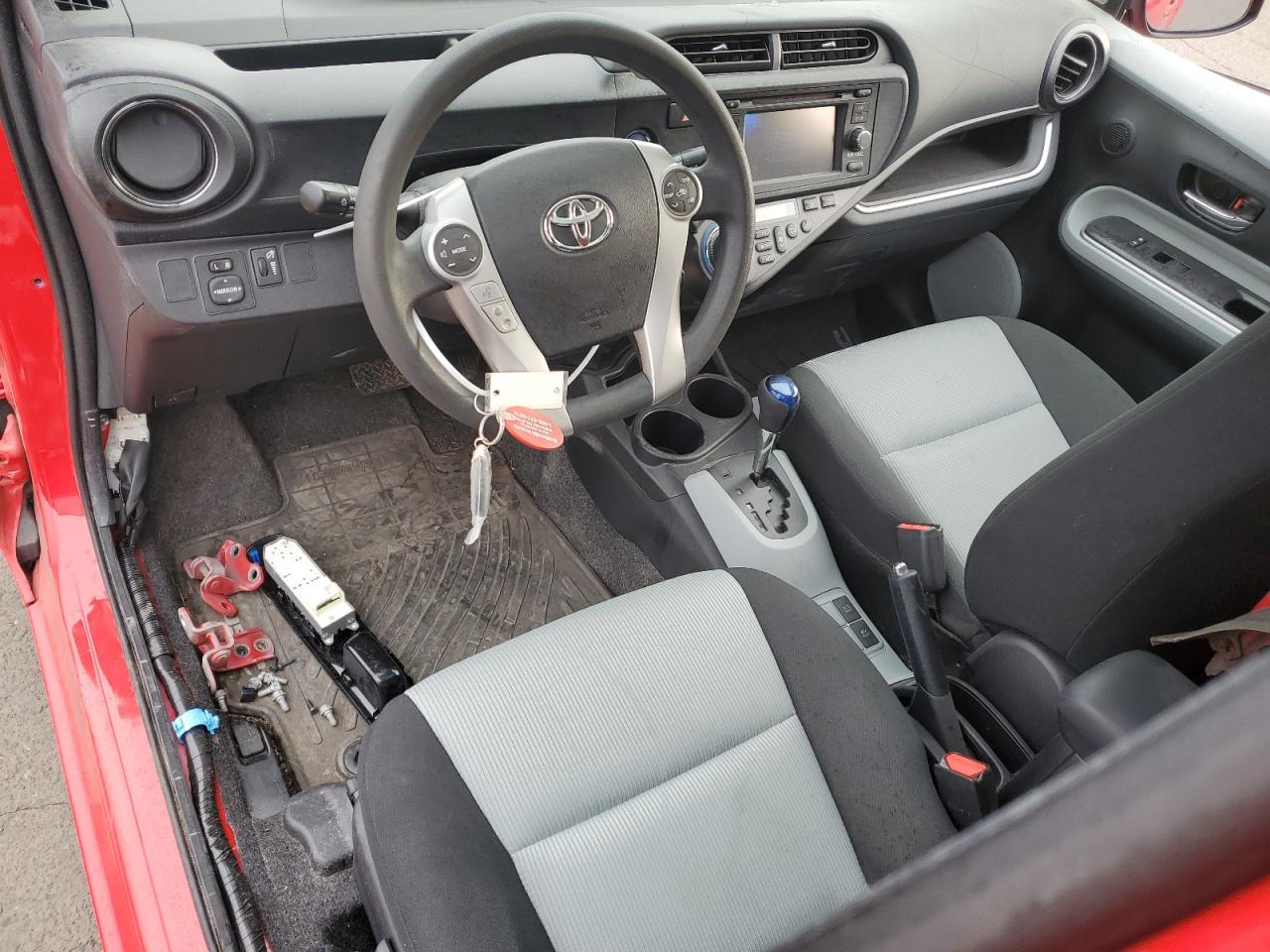 JTDKDTB37E1077648 2014 Toyota Prius C