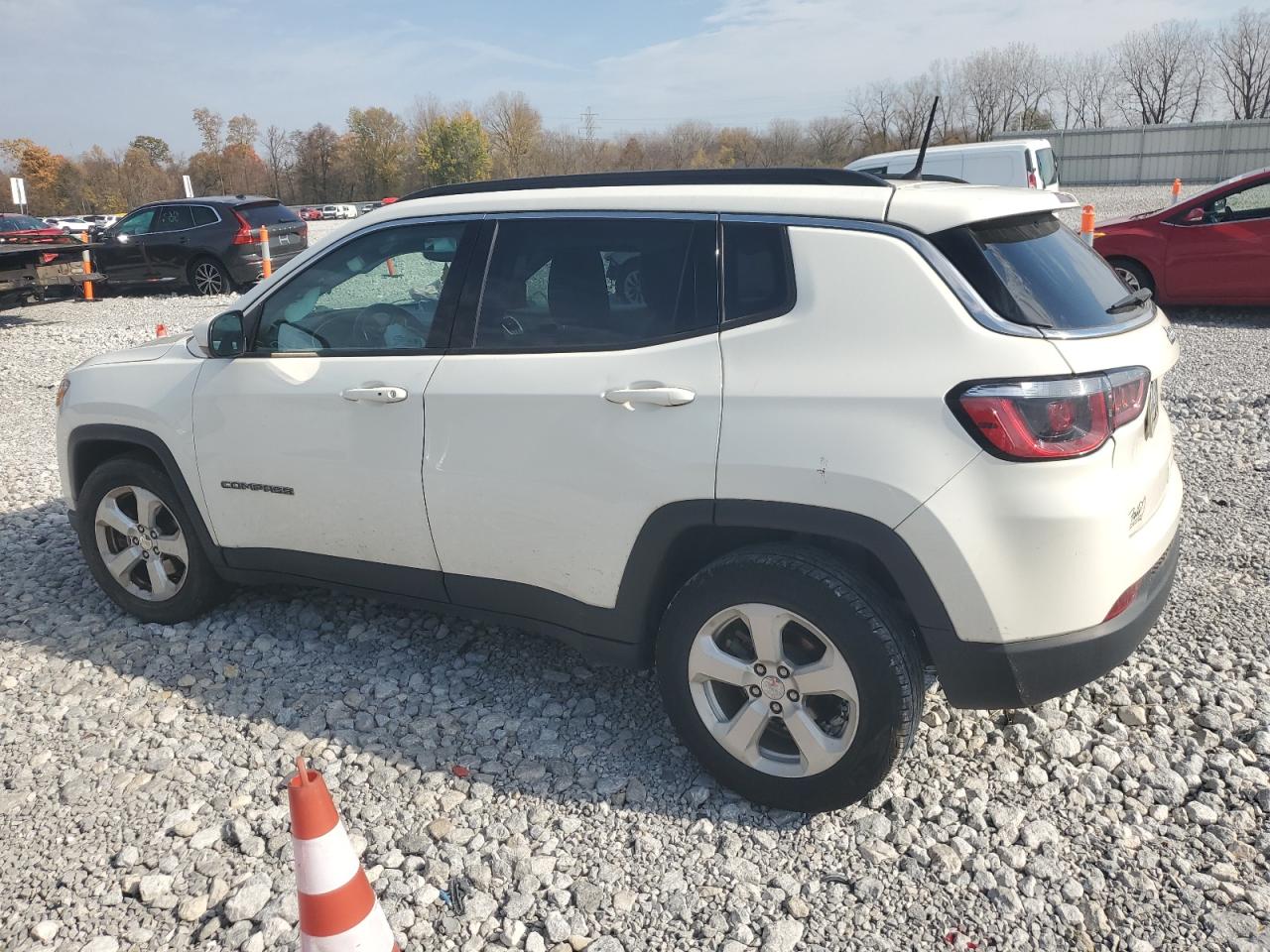 2018 Jeep Compass - Image 2