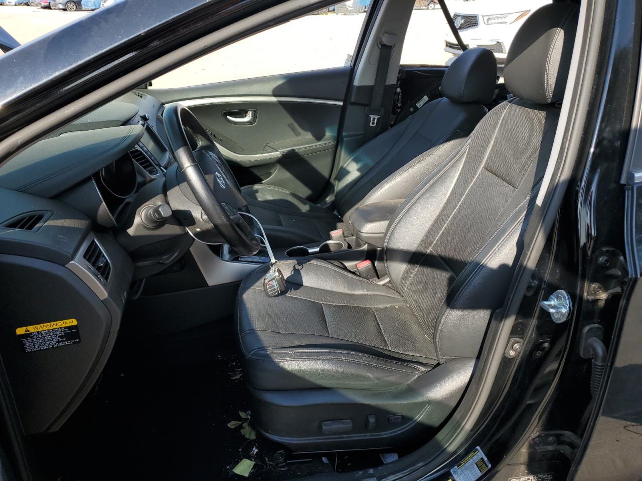 2016 Hyundai Elantra - Image 7