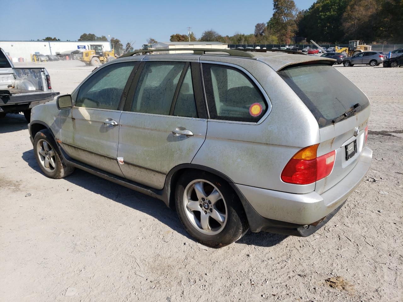 2002 BMW X5 - Image 2