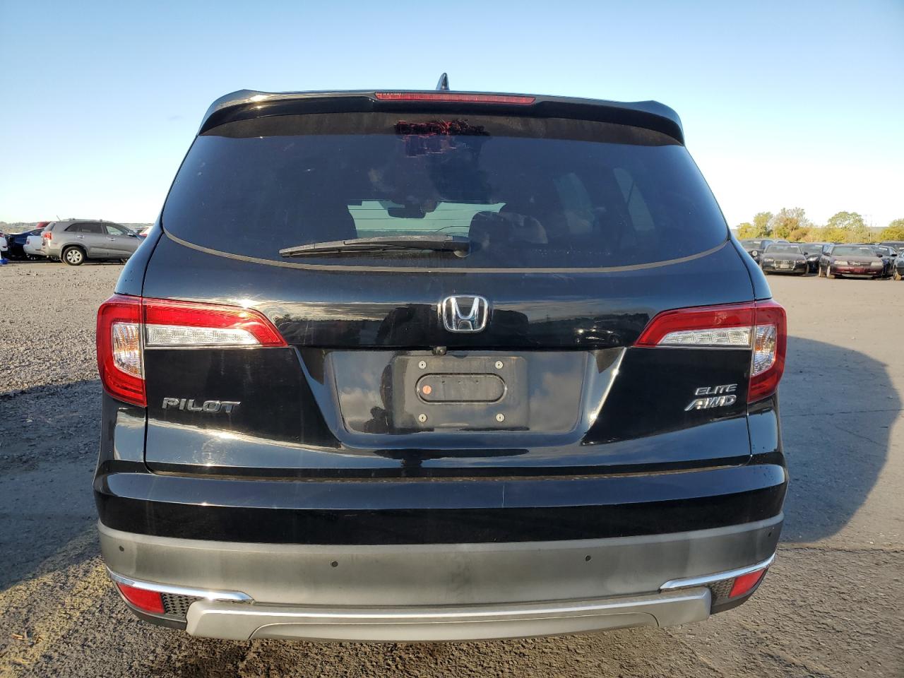 5FNYF6H02KB078552 2019 Honda Pilot Elite