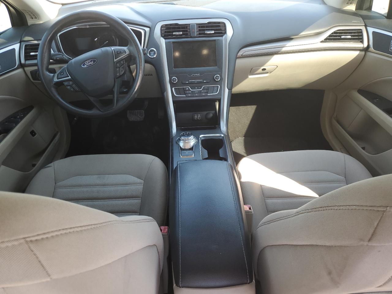 2019 Ford Fusion - Image 8