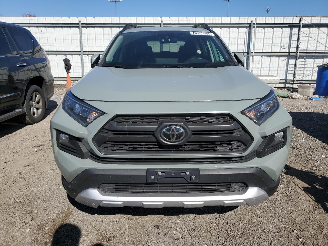 2021 Toyota RAV 4 - Image 5