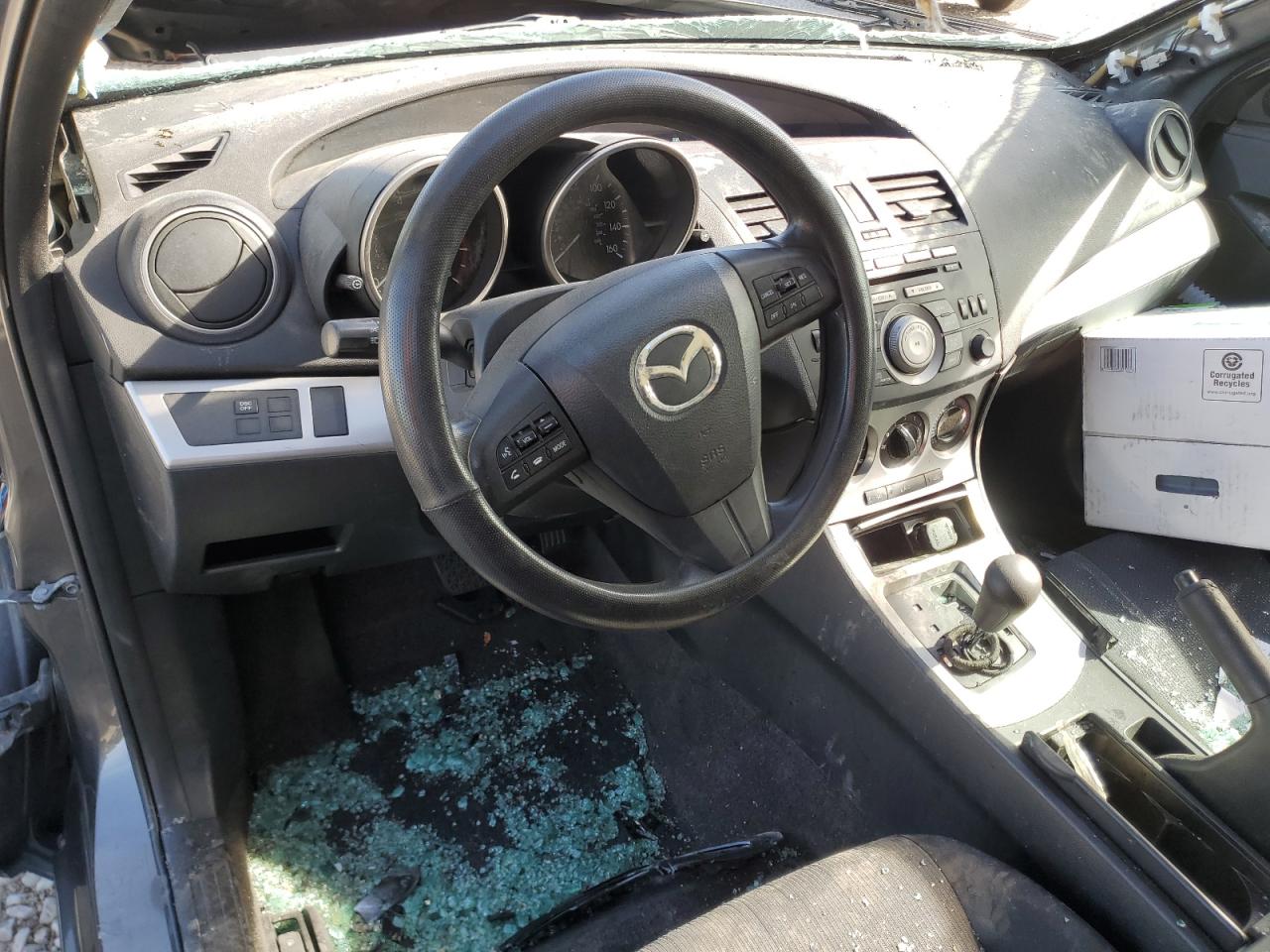 2010 Mazda 3 - Image 8
