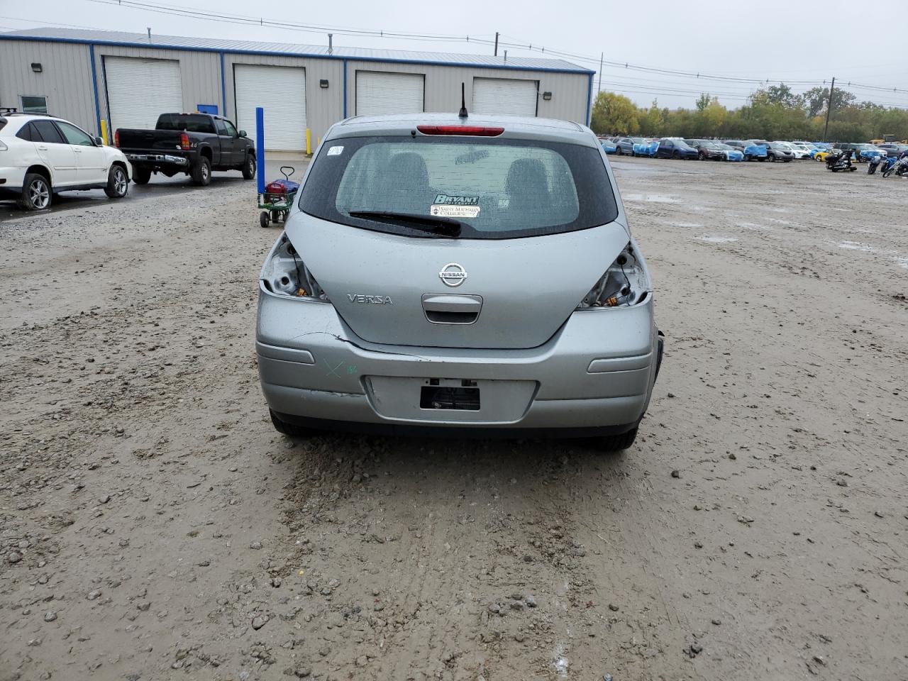 3N1BC13E88L458576 2008 Nissan Versa S