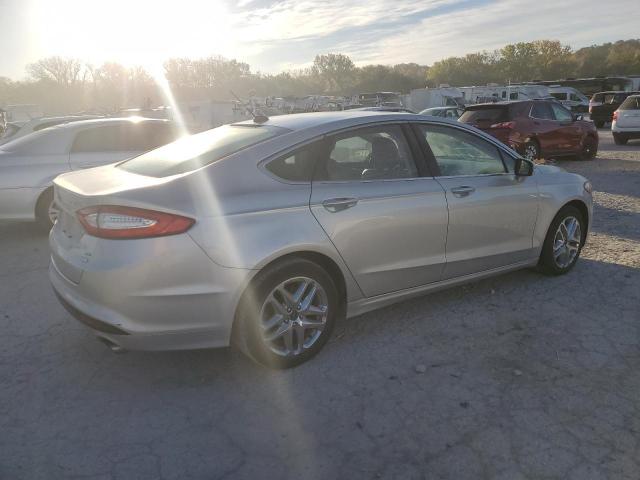  FORD FUSION 2016 Серебристый