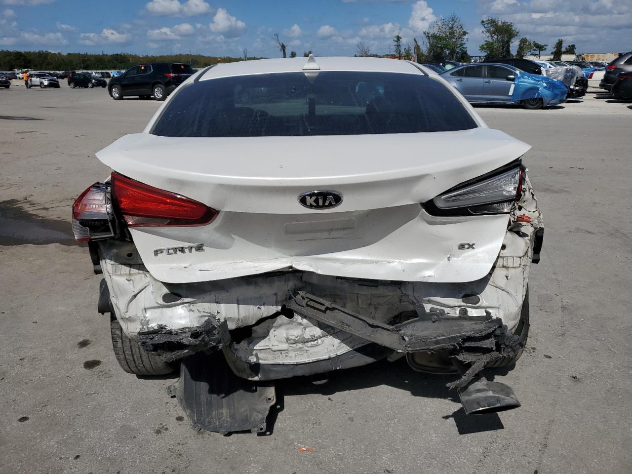 2017 Kia Forte Ex VIN: 3KPFL4A83HE091006 Lot: 77530224